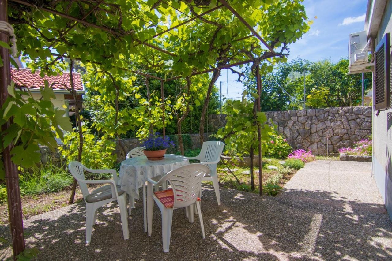 Apartman Mara Крк Экстерьер фото